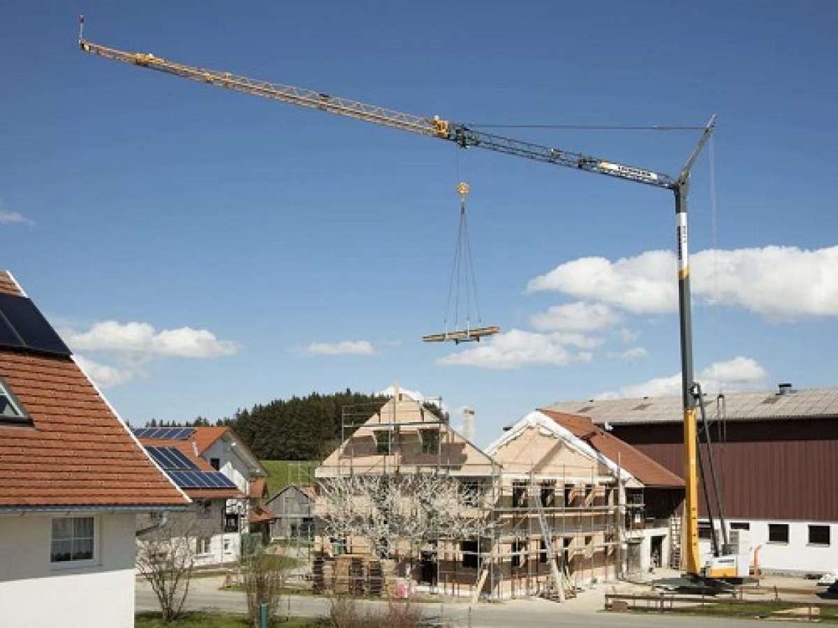 Gru automontante Liebherr - L1-24-27M